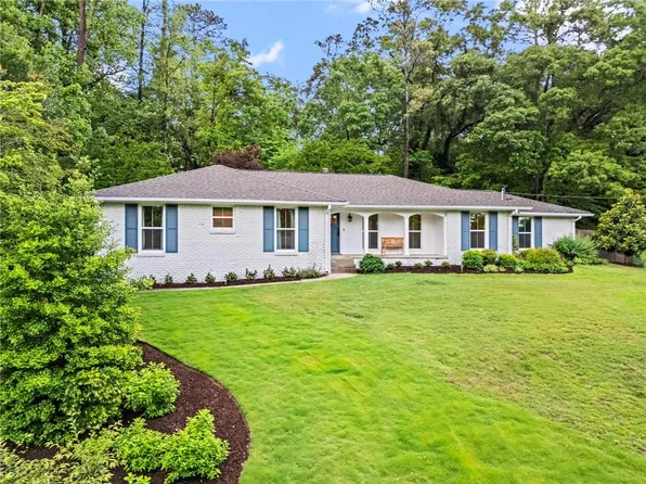 4855 Kendall Ct, Sandy Springs, GA 30342