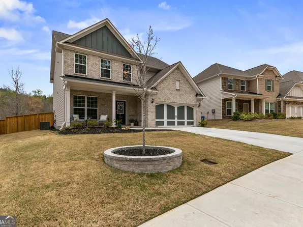 5070 Sierra Creek Dr, Hoschton, GA 30548