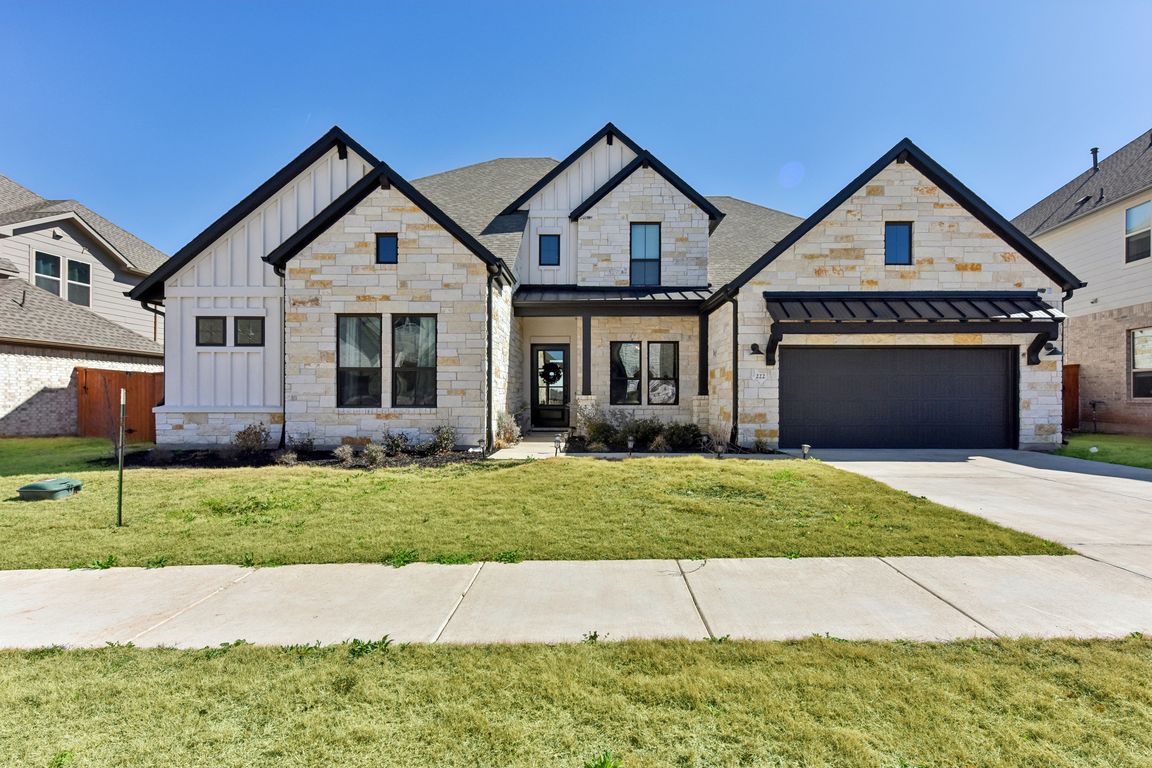 Rio Ranchero Rd-S1602-001.jpg