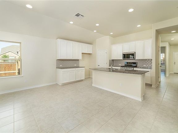 4th image of 6000 Genova Pl