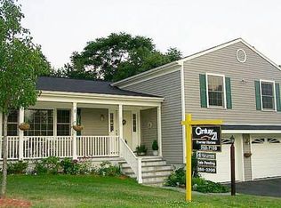 312 Stonebridge Rd #312, Trumbull, CT 06611