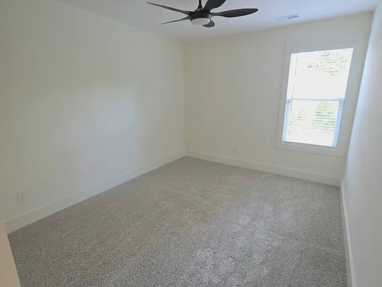 1040 Stamper Rd #A — Photo 12