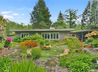 8040 Fletcher Bay Rd NE, Bainbridge Island, WA 98110