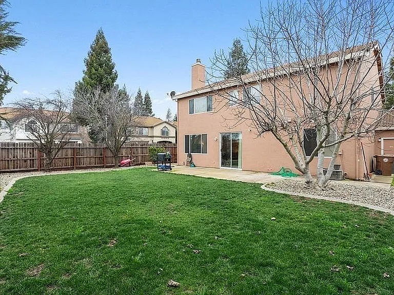 8717 Elfin Ct — Photo 27