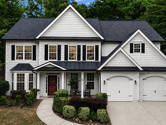 2nd image of 105 Tudor Way