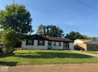 850 Sherwood Dr, Forrest City, AR 72335