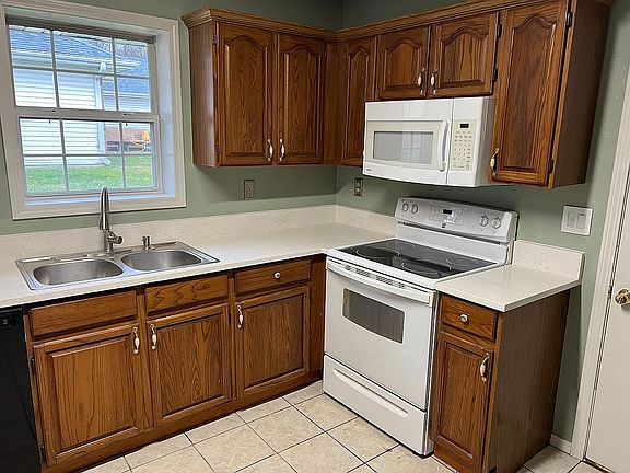 New quartz countertops 