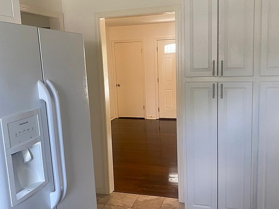 2nd image of 363 Springwood Ln