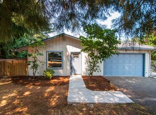 450 East St, Columbia City, OR 97018