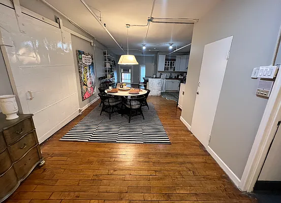 Rented by Jeffrey M Weinstein, LREB | media 7