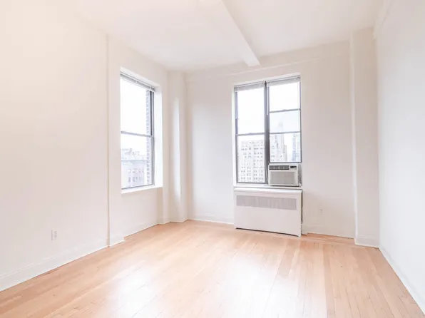 228 West 71st Street image 26 of 40