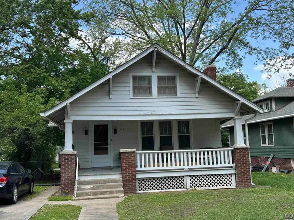 919 SW Lindenwood Ave, Topeka, KS 66606