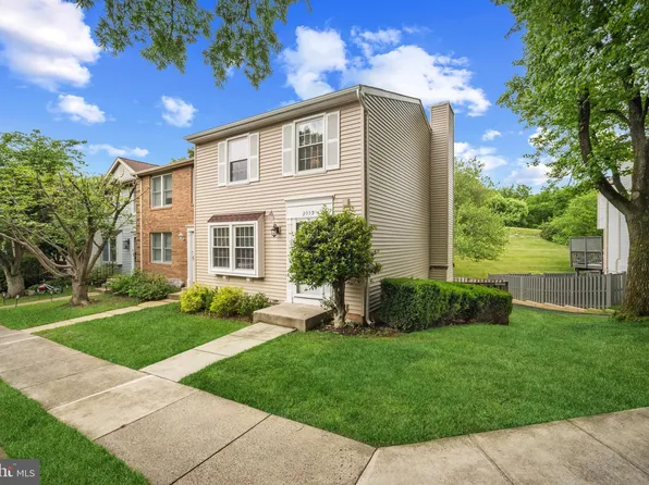 2059 Gervais Dr, Falls Church, VA 22043