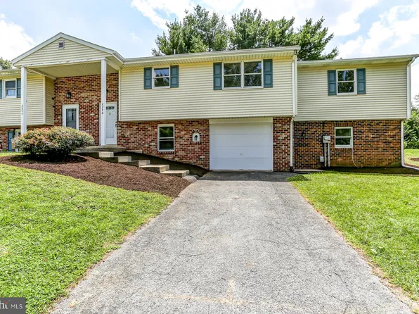 2246 Donough Dr, Manheim, PA 17545