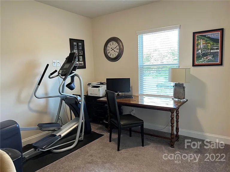 146 Heathbrook Ln — Photo 11