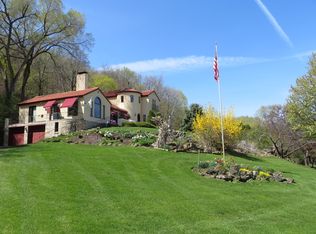 43359 Twin Bluffs Dr, Winona, MN 55987