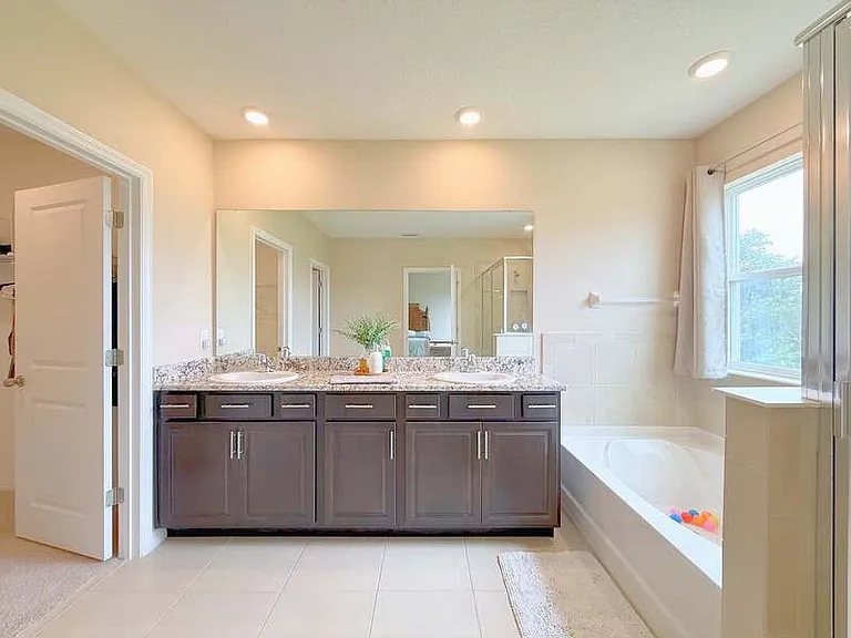 13781 Wineberry Dr — Photo 36