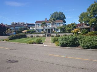 1610 Magnolia Blvd W, Seattle, WA 98199