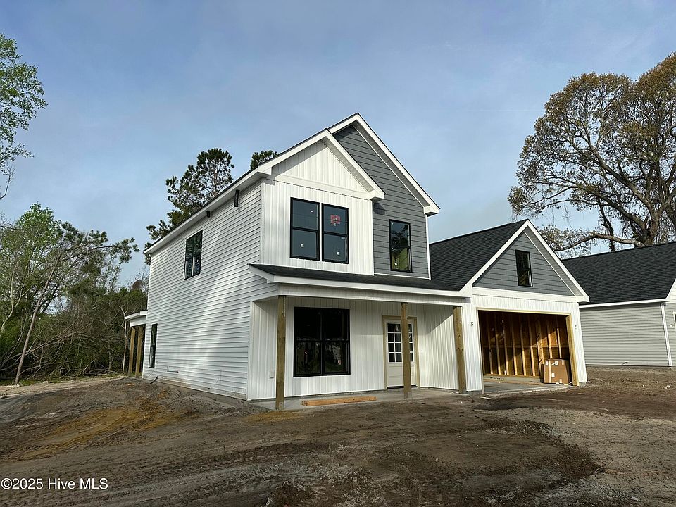 2nd image of 376 Williams Store Road