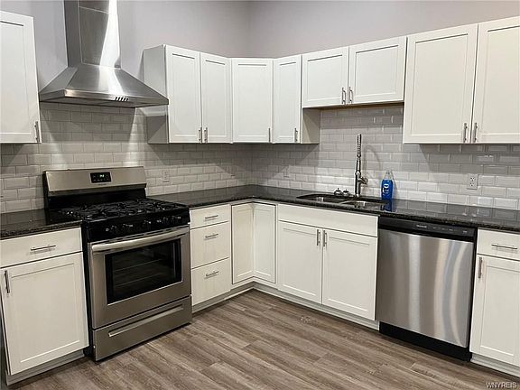 3rd image of 1986 S Park Ave #4