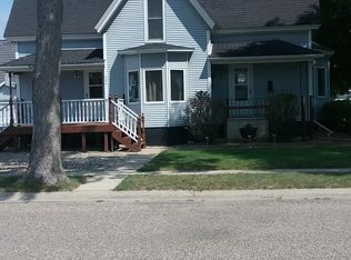 304 Wapsie St, Sumner, IA 50674
