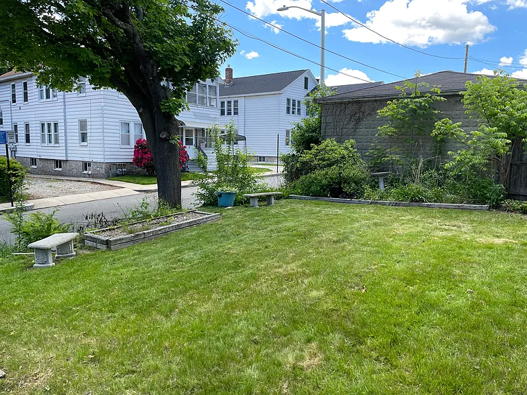 78 Upsala St #1 — Photo 21