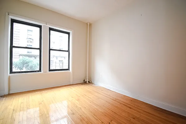 Rented by Skyward | media 13