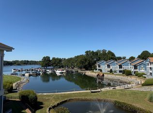 1133 Torrence Cir, Davidson, NC 28036