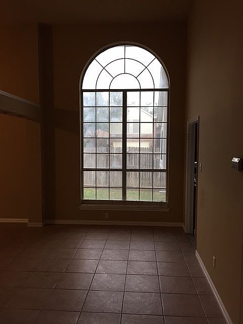 1st image of 1110 Silver Spruce Dr