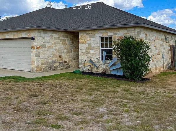 500 Surrey Ln #B, Gatesville, TX 76528