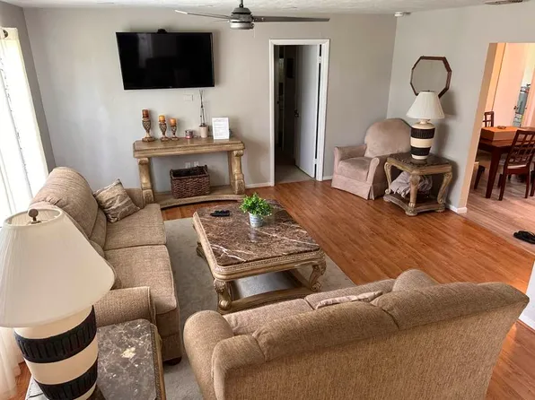 5304 46th Street Ct E, Bradenton, FL 34203