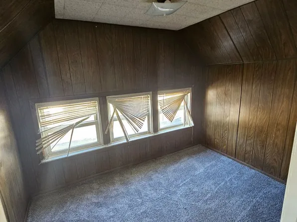 220 W Nebraska Ave, Peoria, IL 61604