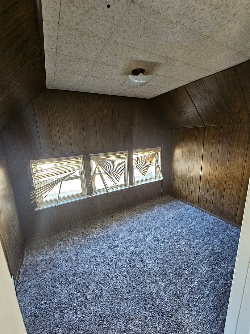 220 W Nebraska Ave photo 1
