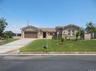 8025 Armagosa Dr, Riverside, CA 92508