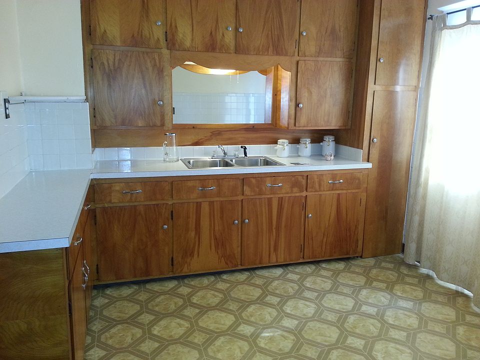 2nd image of 332 Highgate Ave
