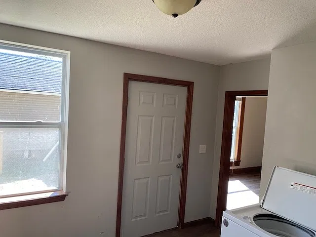 121 East North Street - Apt. A — Photo 2