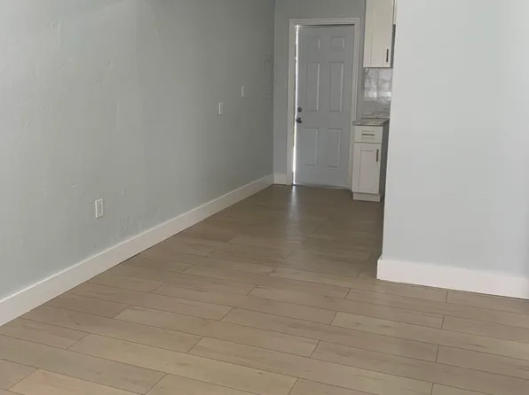 (undisclosed Address), Miami, FL 33147