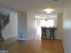 1125 Simsbury Ct — Photo 15