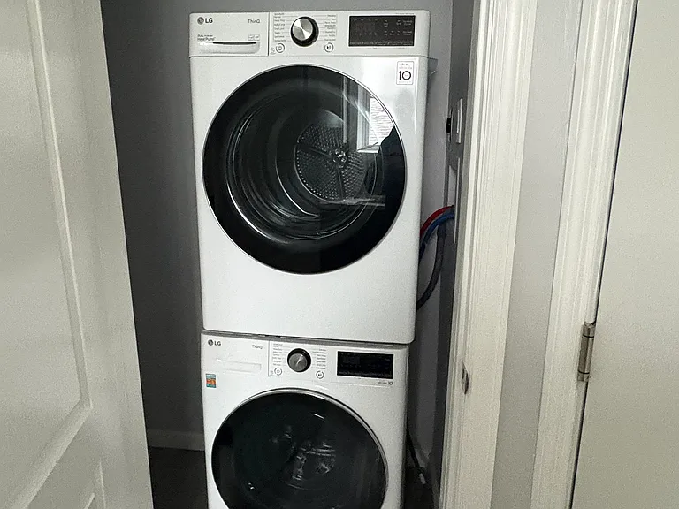 17 Teaneck Rd #2D — Photo 5