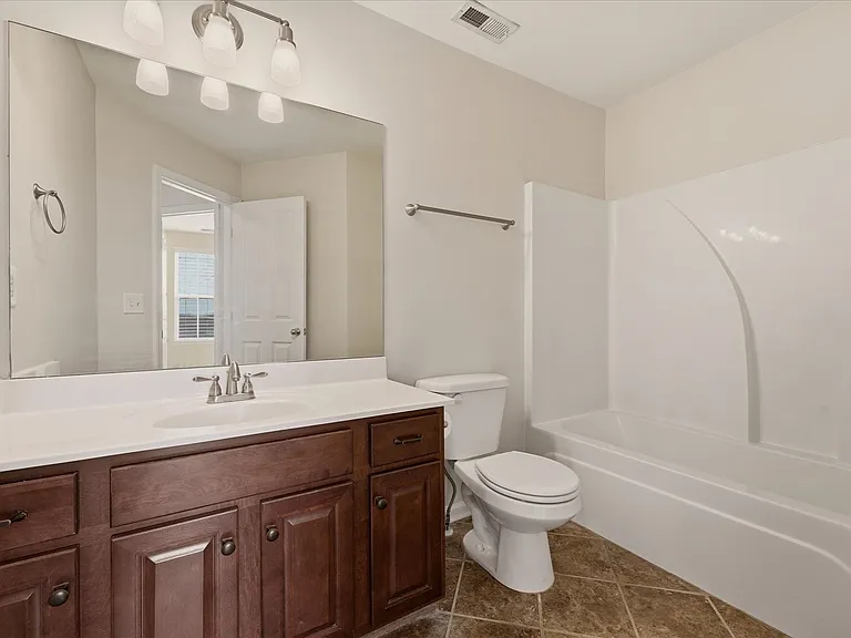 2nd Fl bathroom
