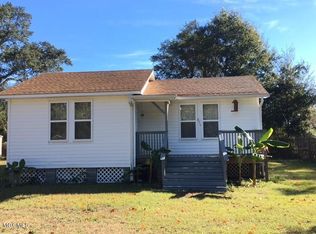 630 Oakleigh Ave, Gulfport, MS 39507