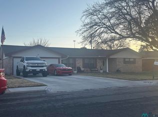 631 W Silver Dr, Hobbs, NM 88240