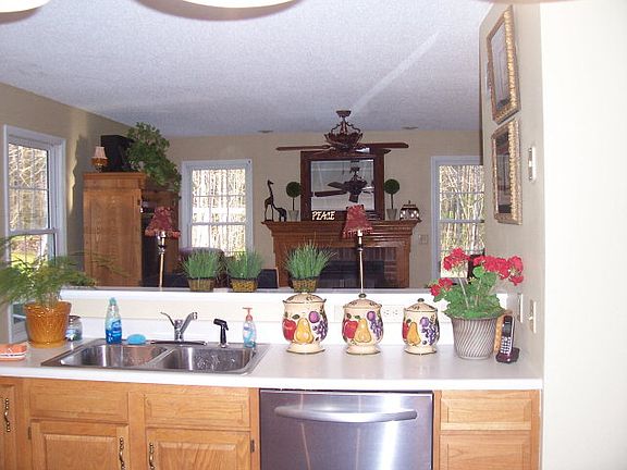 4th image of 66 Chincapin Dr