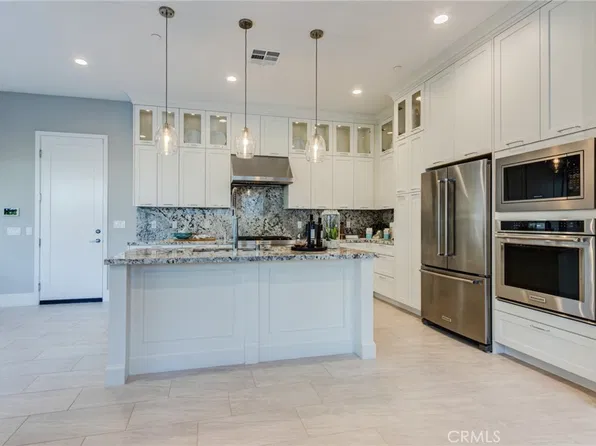 141 Parkland Aly, Lake Forest, CA 92630