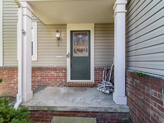4th image of 7572 Dover Dr