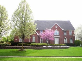 5257 Comanche Trl, Carmel, IN 46033