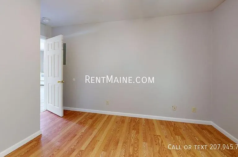 1835 Hammond St #1 — Photo 5