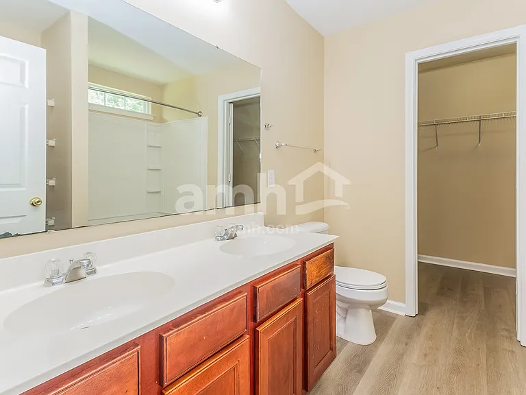 250 Border Rd — Photo 12