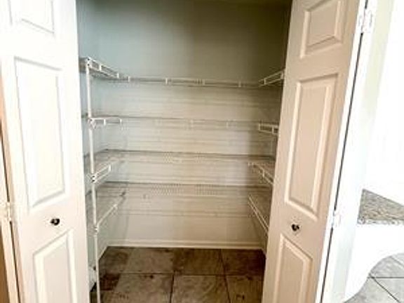 5th image of 4126 Stumberg Ln