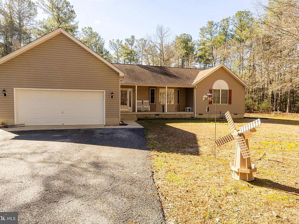 1st image of 45903 Burns Dr